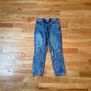 Abercrombie & Fitch High Rise Mom Jeans